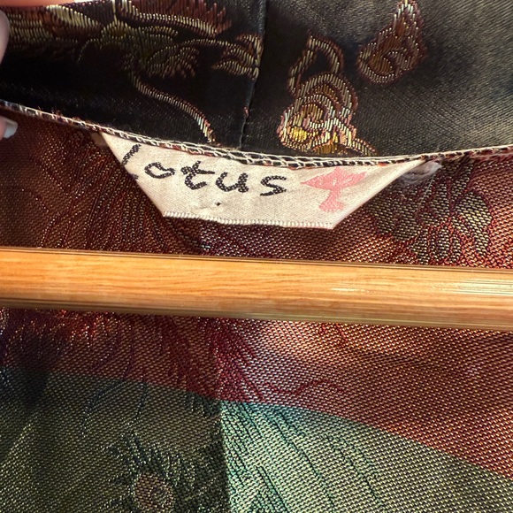 Asian Embroidered Robe - Picture 3 of 6